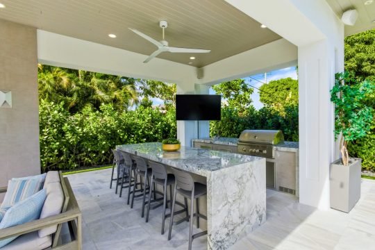 Gazebo Kitchen Bar 1